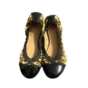 Bp Women’s animal print flat size 6